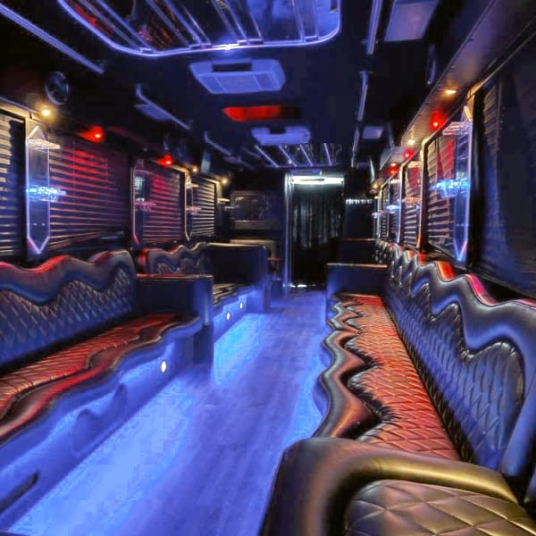 VIP Bus 28 Inside Lighting (Blue Theme)
